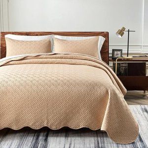 SubcosY Quilt Set King Size Beige 3 Piece, Lightweight Soft Bedspread Labyrinth